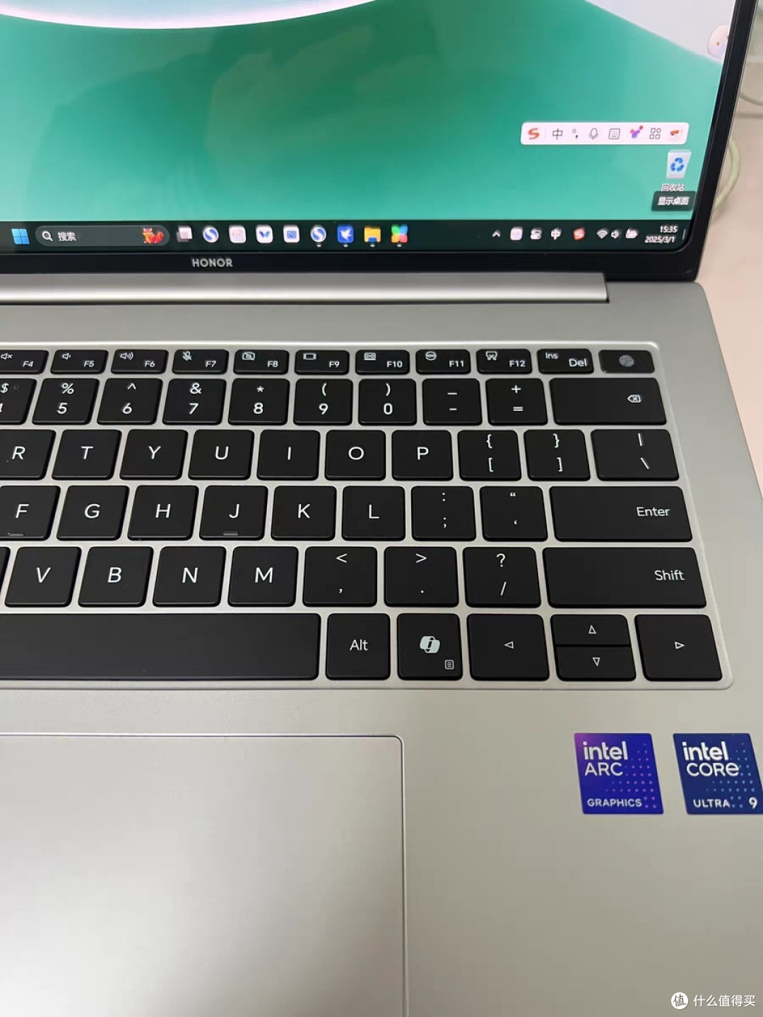 荣耀MagicBook Pro 14 AI14.6英寸轻薄笔记本电脑92Wh巨量
