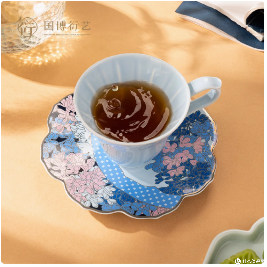 花好月圆咖啡杯碟套装:承载古韵的浪漫之礼