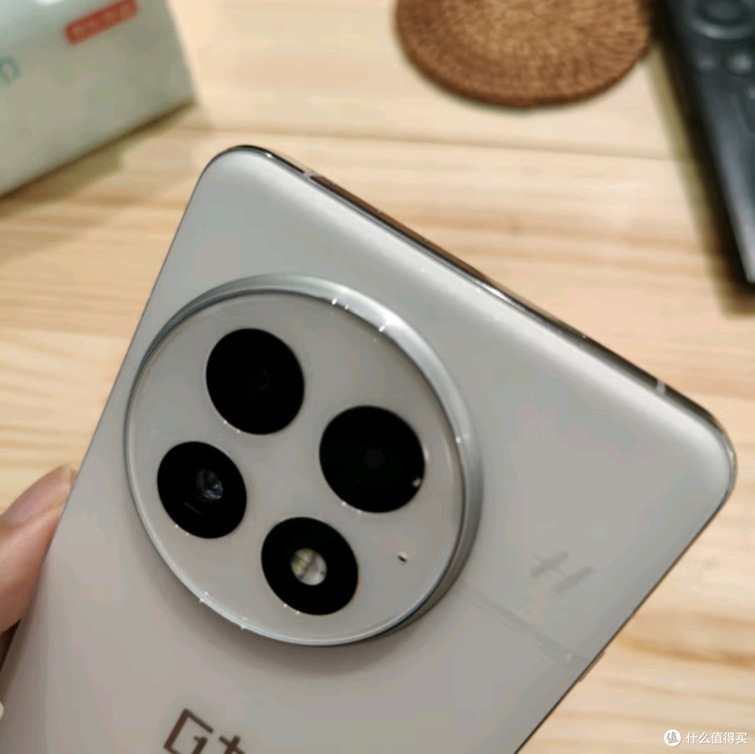 一加13 16GB+512GB白露晨曦版：国家补贴下的高性能5G手机新选择