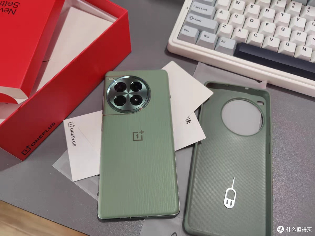 2025最强备用机:一加Ace 3 Pro,这“小家伙”真不简单!