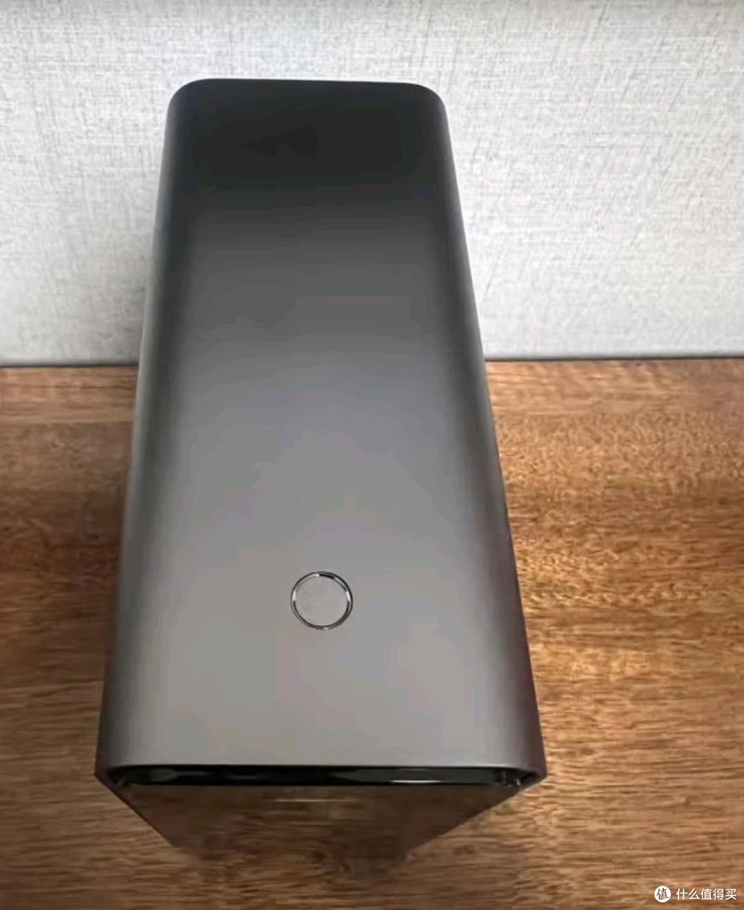 华为家庭存储8TB：Mate 70手机一碰扩容，打造智能家庭存储新体验