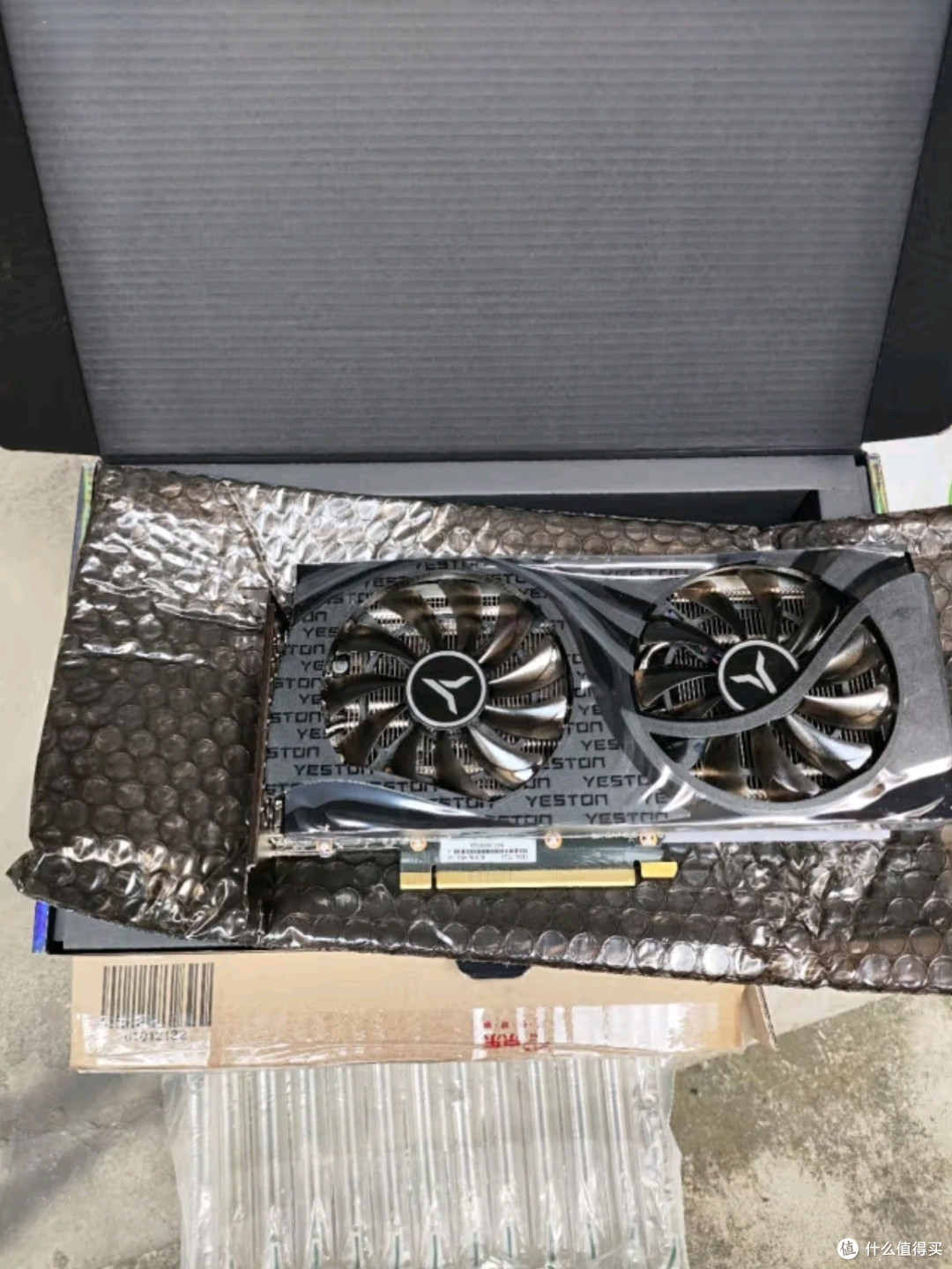 盈通GeForce RTX 3060 12G D6 大地之神:电竞游戏与光追技术