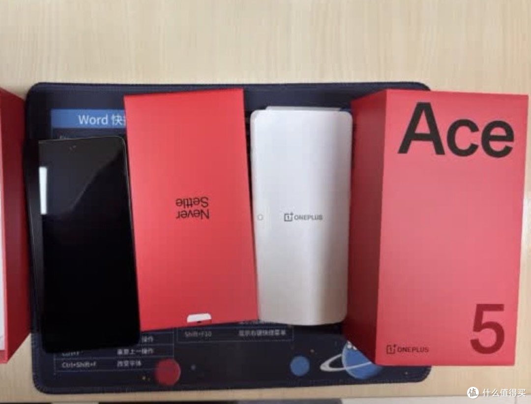 销量领先的 一加 Ace 5：性能与性价比的完美平衡