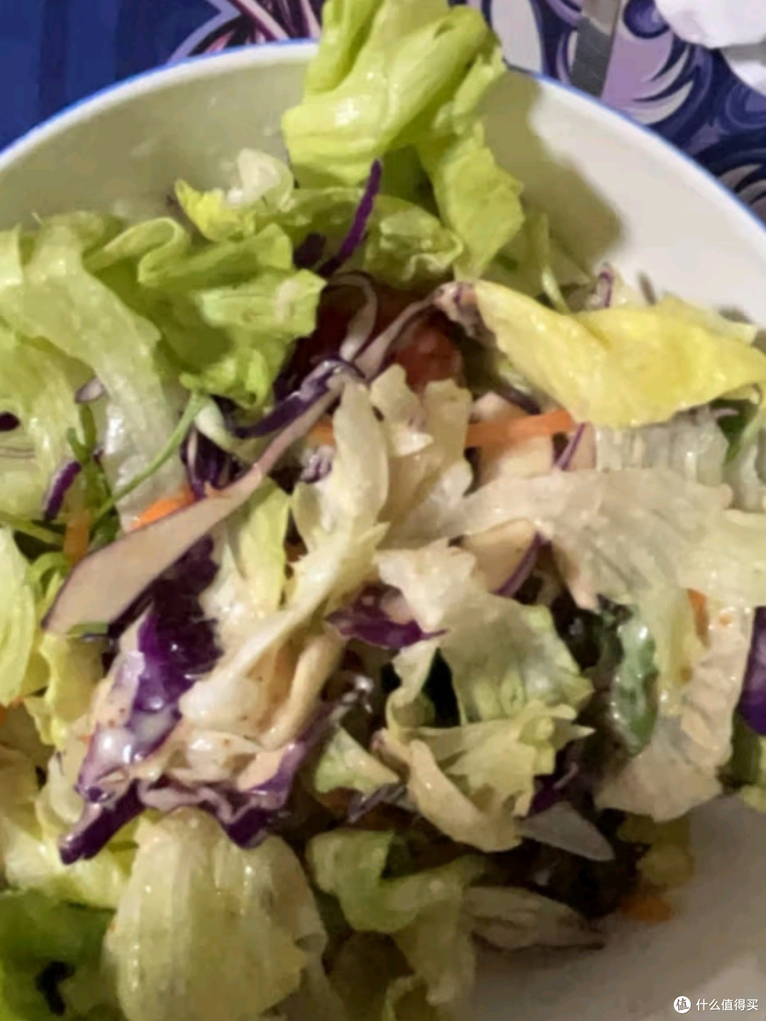 绿食者之享：解锁蔬菜沙拉的清新轻食魅力