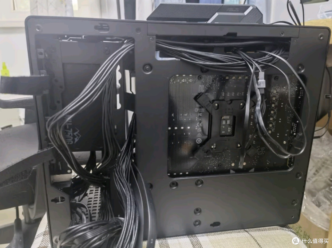 INTEL英特尔酷睿13代处理器：性能巅峰，重塑未来
