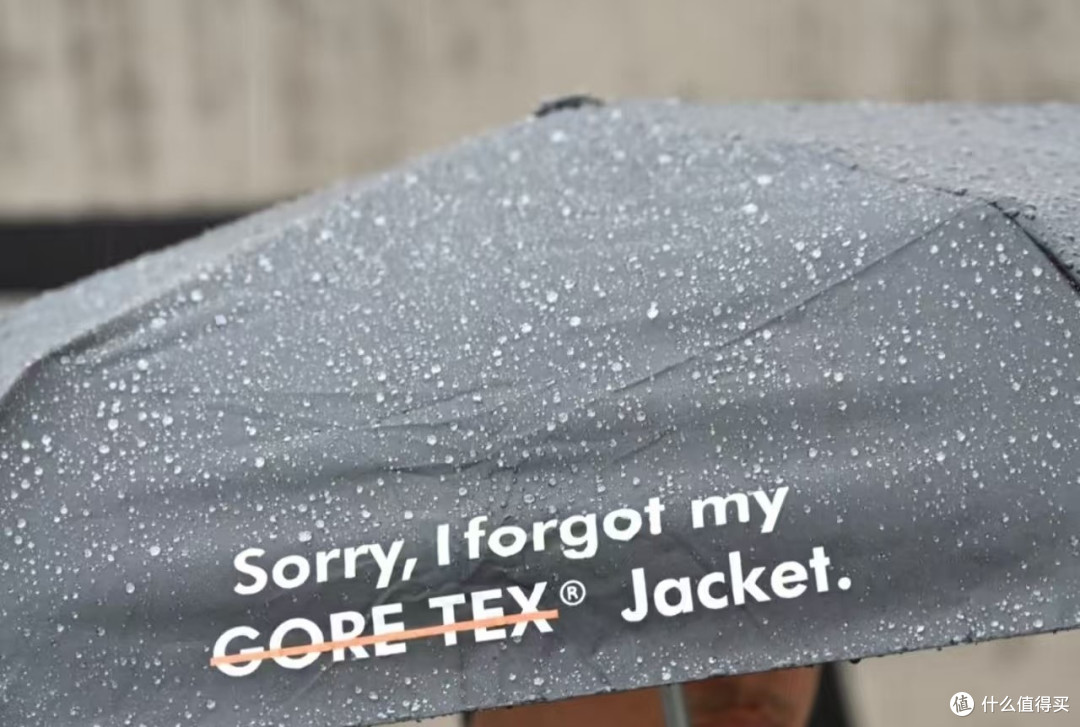 〔何必Gore-Tex〕 75💰刀的OR微重力软硬壳不香吗？