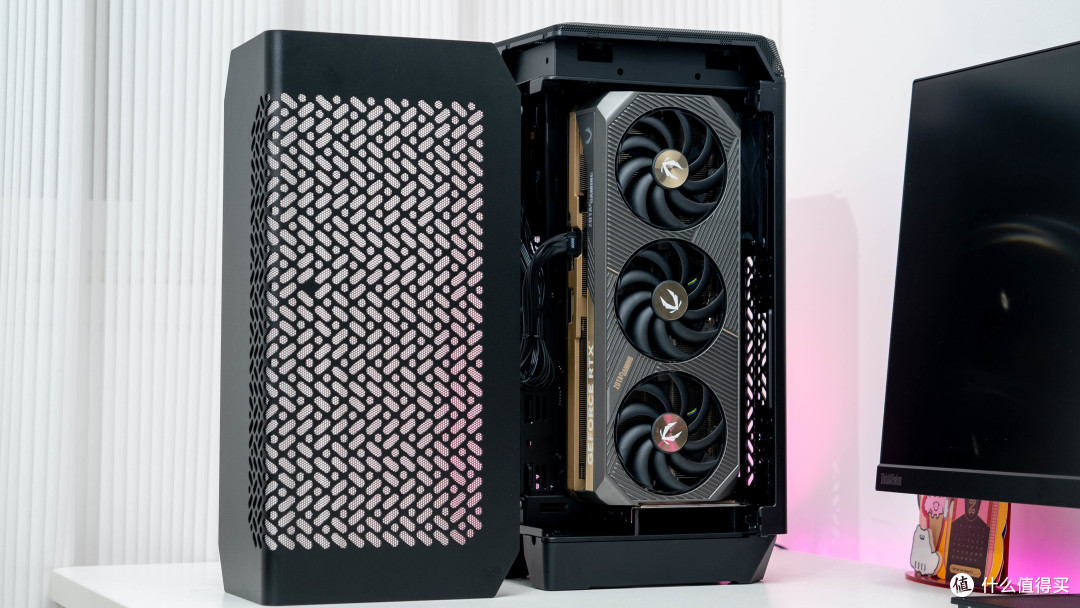 竖装ITX主机:酷冷至尊100 Air华擎 Z890i索泰5080SOLID装机分享