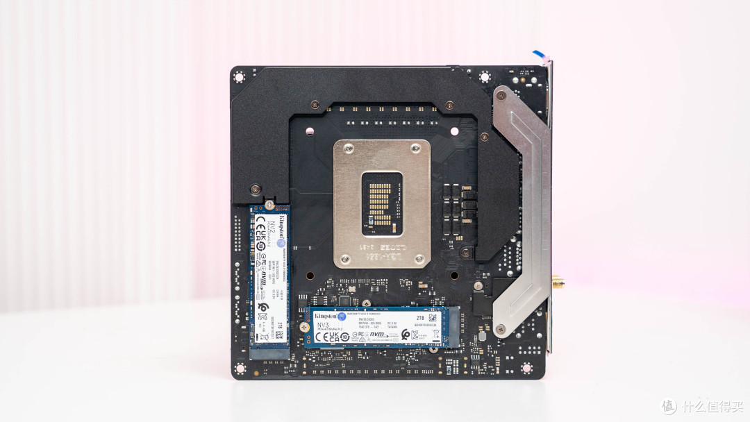 竖装ITX主机:酷冷至尊100 Air华擎 Z890i索泰5080SOLID装机分享