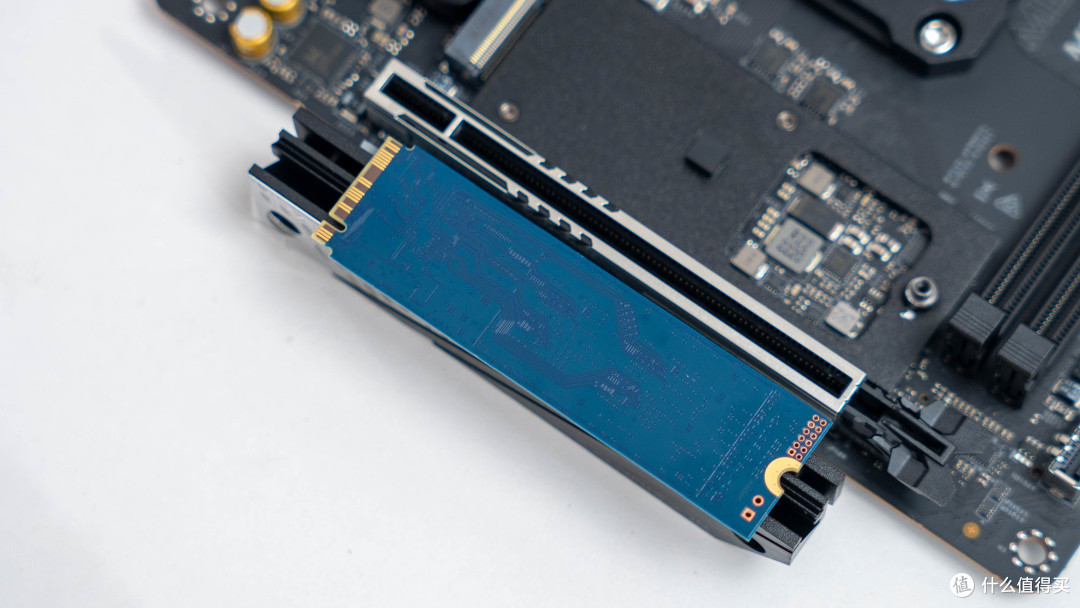 竖装ITX主机:酷冷至尊100 Air华擎 Z890i索泰5080SOLID装机分享