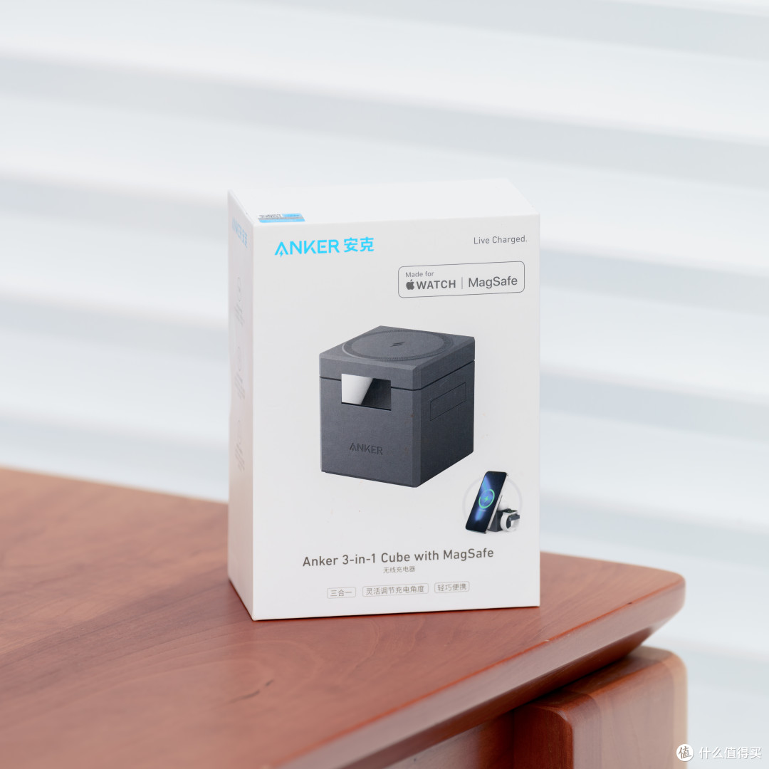 中年男性电量告急?4000 元 Anker 旗舰充电方案一键满电复活