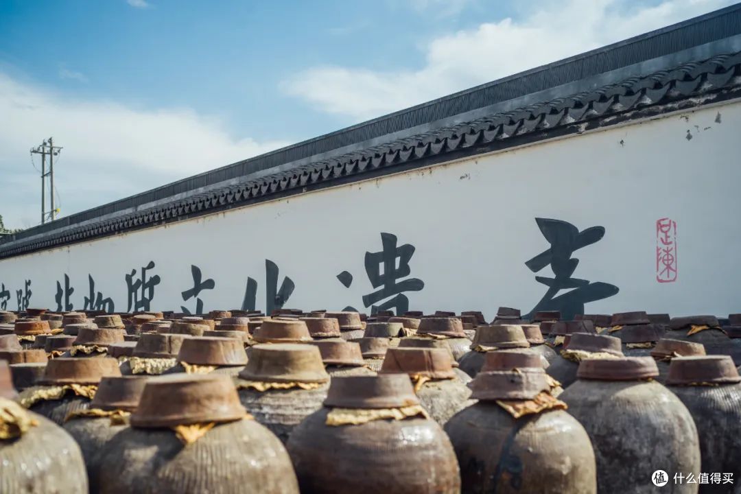 一座靠海的宝藏小城，有绝美的日出，还是「顶流作家」的灵感源泉
