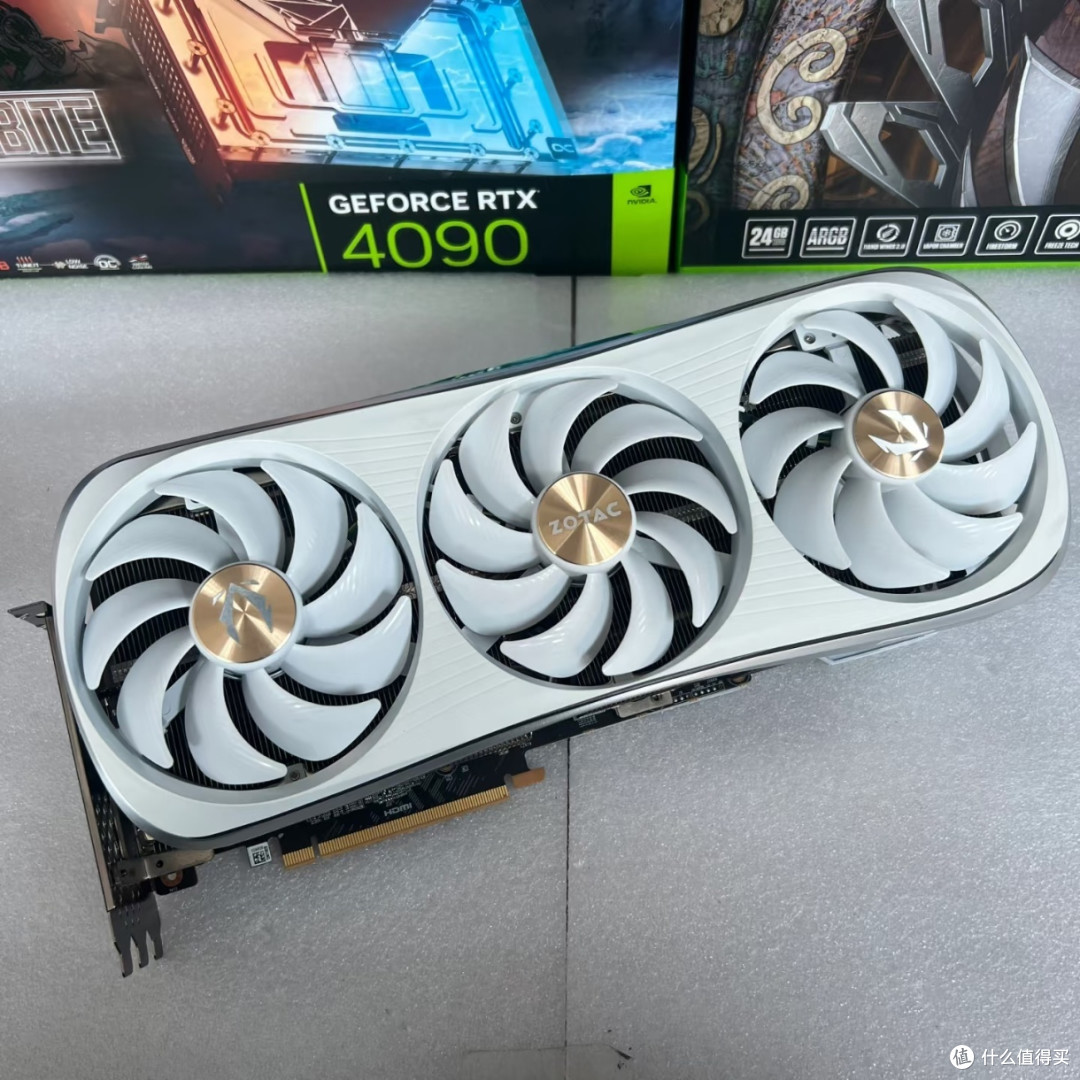 索泰RTX4090 AMP月白到底有多能打?