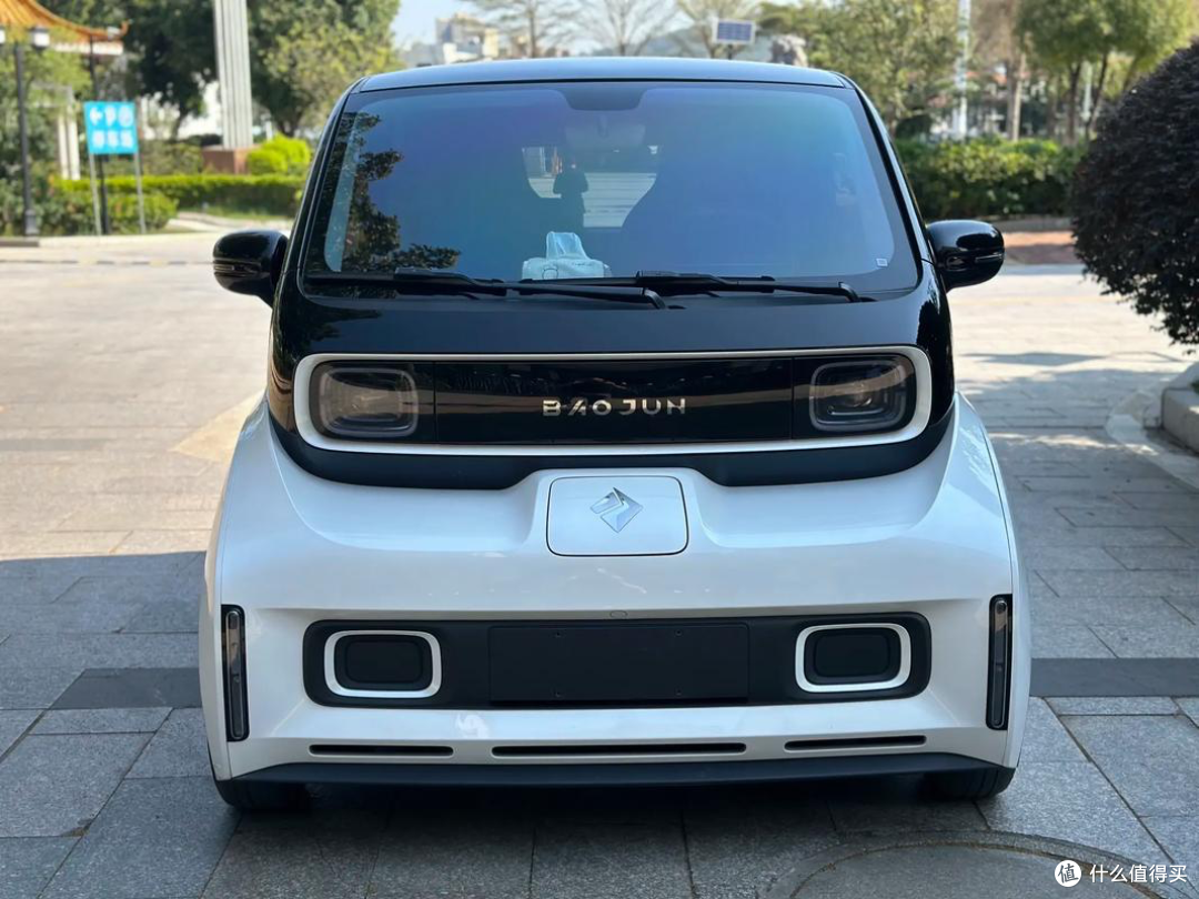 宝骏E300:十万级智能电车,小身材大智慧,开挂出行新选择!