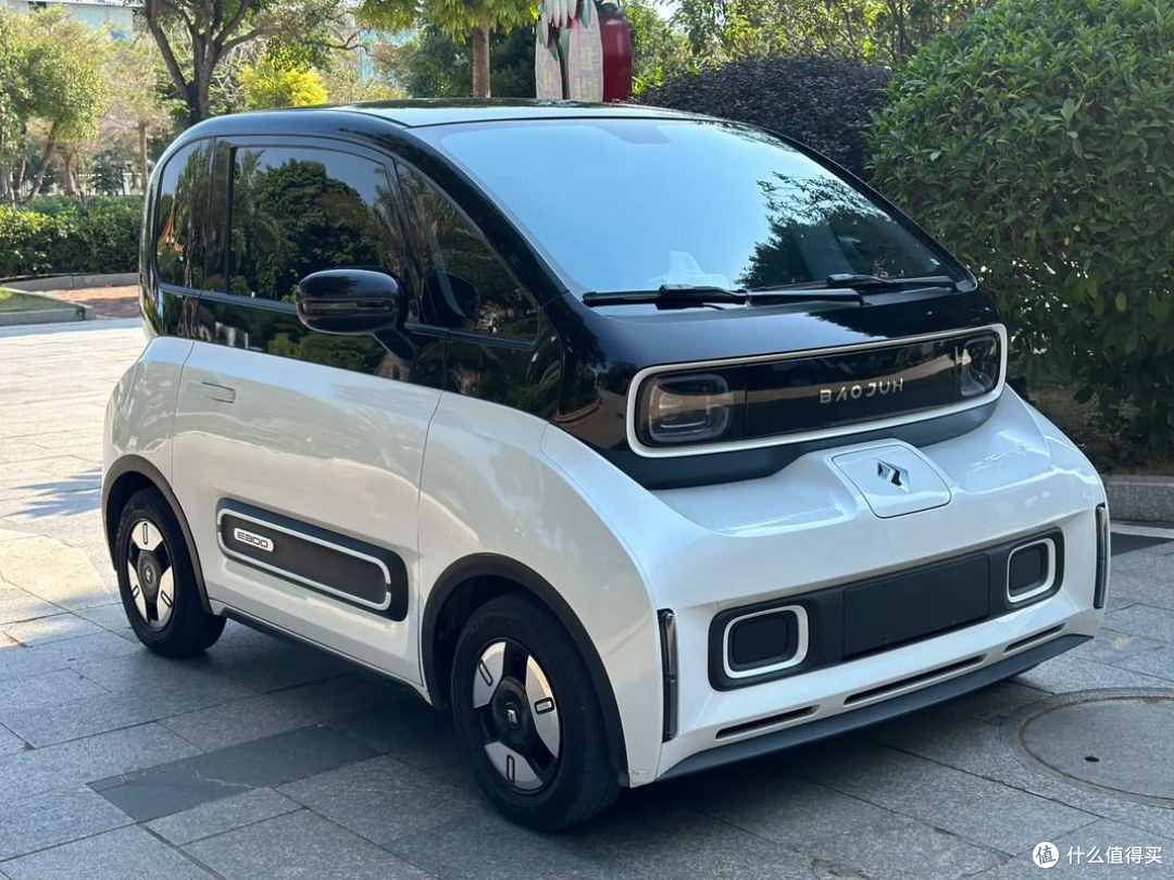 宝骏E300:十万级智能电车,小身材大智慧,开挂出行新选择!