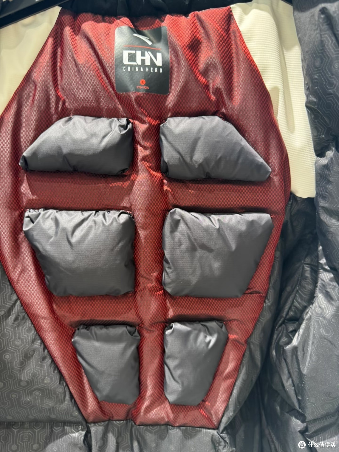 安踏“黑科技2.0”羽绒服，究竟强在哪？