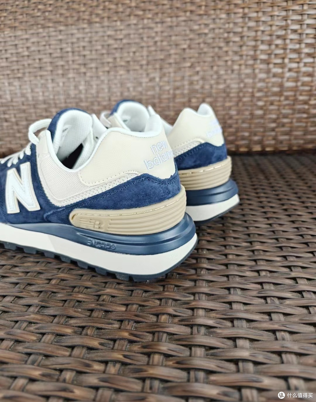 New Balance 574 LG复古鞋,经典与潮流的邂逅