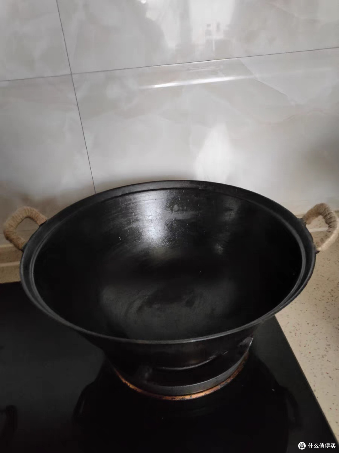 铁锅大比拼:生铁锅与熟铁锅的真实体验与评测