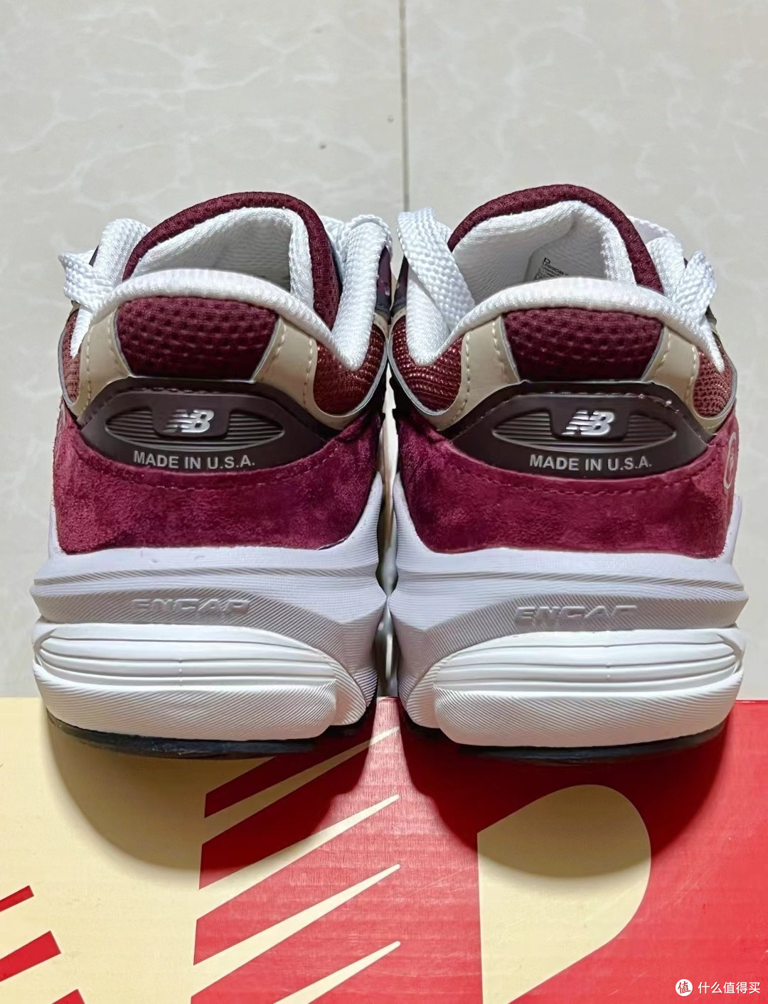 酒红色，复古风——New Balance 990 v6