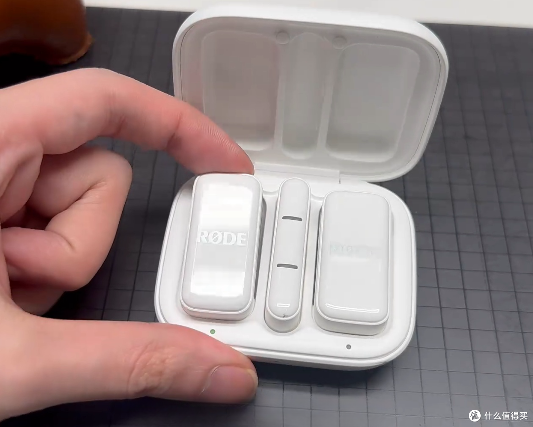 罗德Wireless Micro无线领夹麦克风实测【超值回票价】