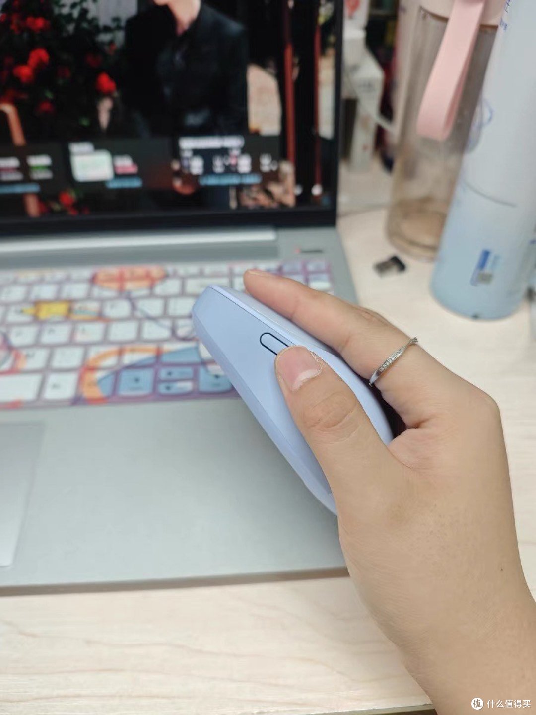 联想小新Plus无线蓝牙轻音充电鼠标:办公与学习的理想伴侣