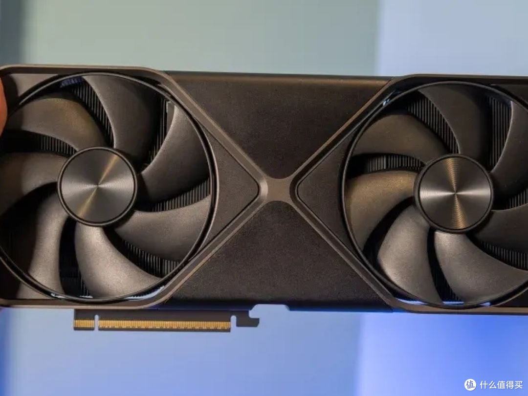RTX 5090:办公领域的性能猛兽