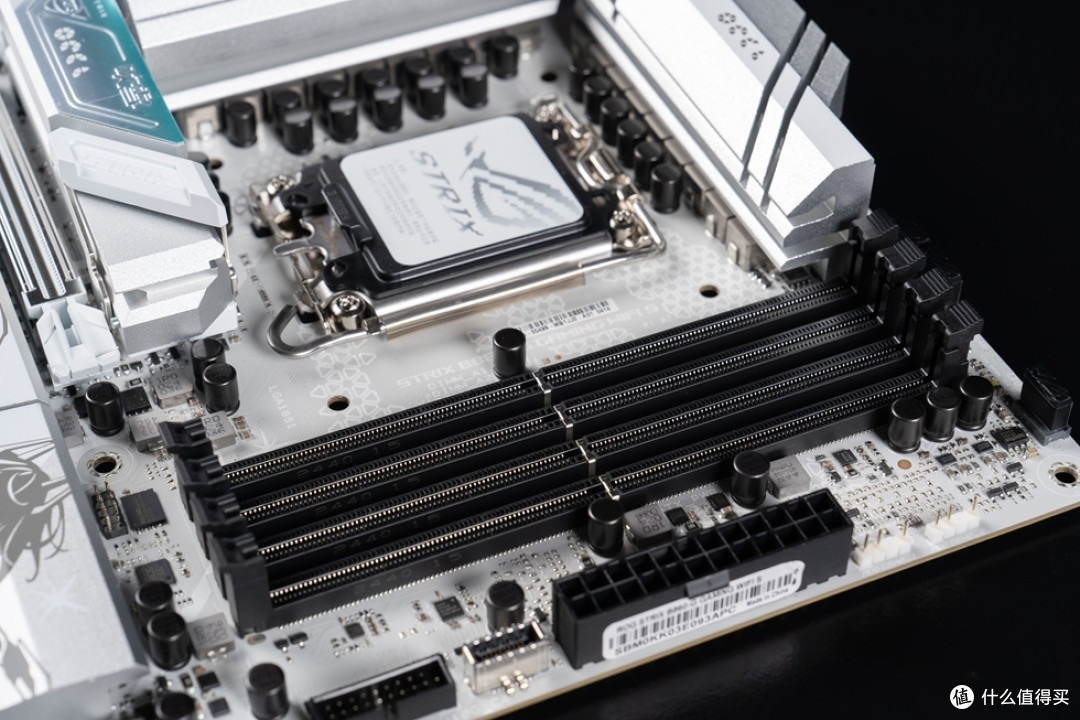 爱国者星璨岚+ROG STRIX B860-G+影驰 RTX 5080 金属大师装机分享