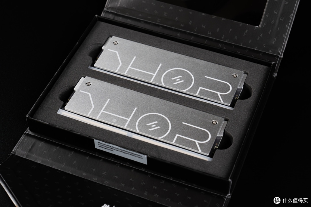 爱国者星璨岚+ROG STRIX B860-G+影驰 RTX 5080 金属大师装机分享