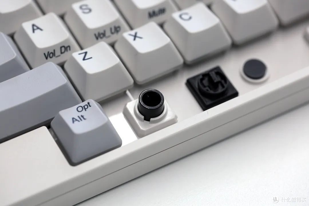 HHKB:被程序员捧上神坛的效率神器,背后藏着怎样的设计哲学?