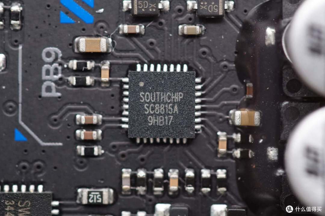 拆解报告:拯救者PB9 170W 24000mAh游戏本快充移动电源LPB9