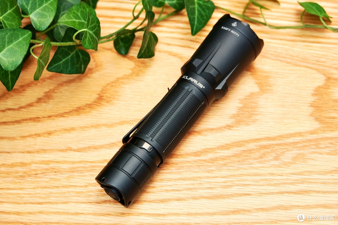 战术满配、专业再进阶,新款凯瑞兹XT11GT Pro战术手电套装上手