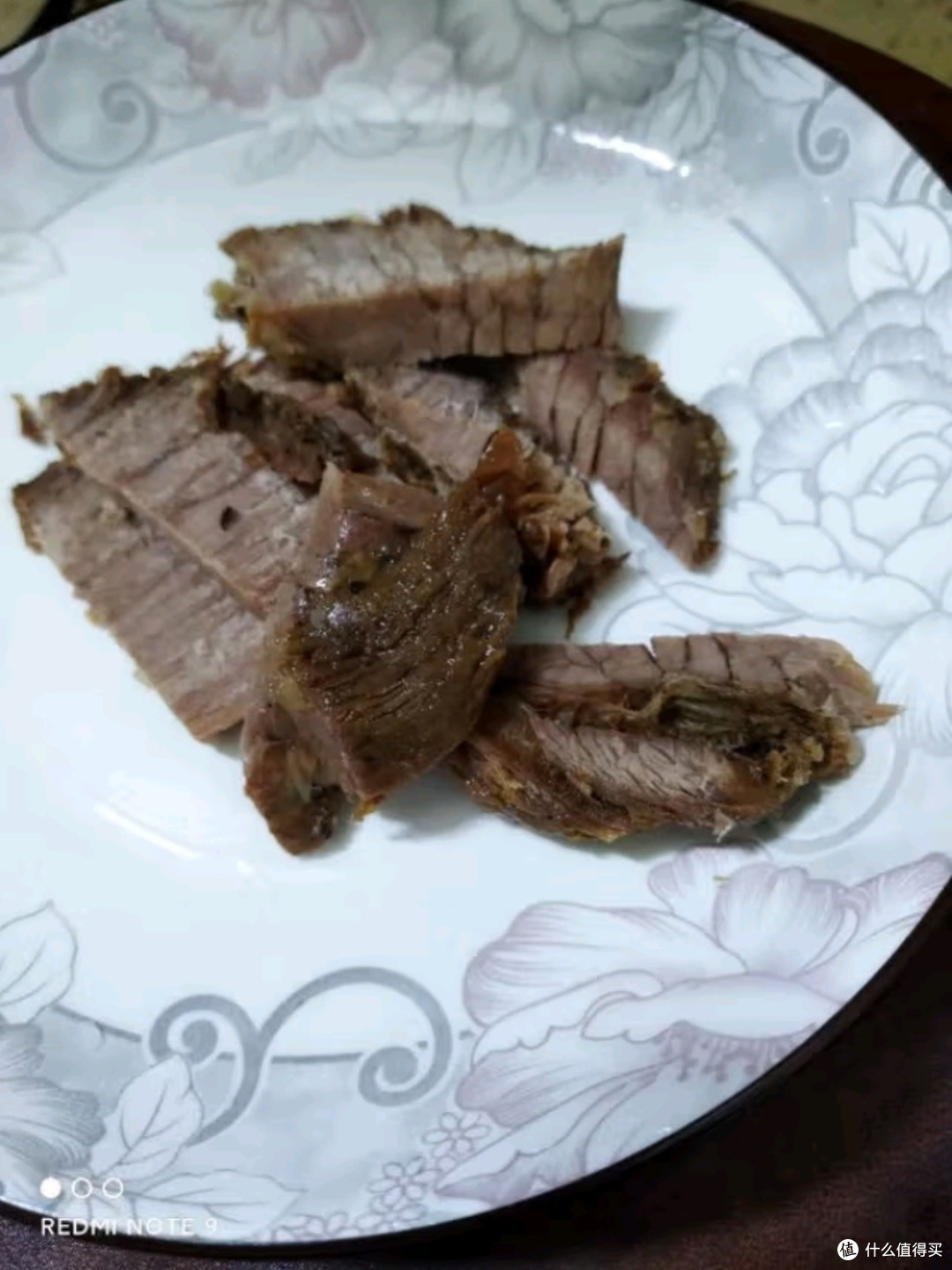 轻食侠即食牛腱子肉：低脂健身代餐，速解馋的休闲零食新选择