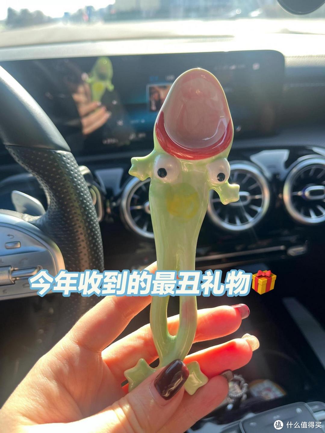 看网友晒老公买的“离谱玩意儿”，看完，一个个笑不活了！