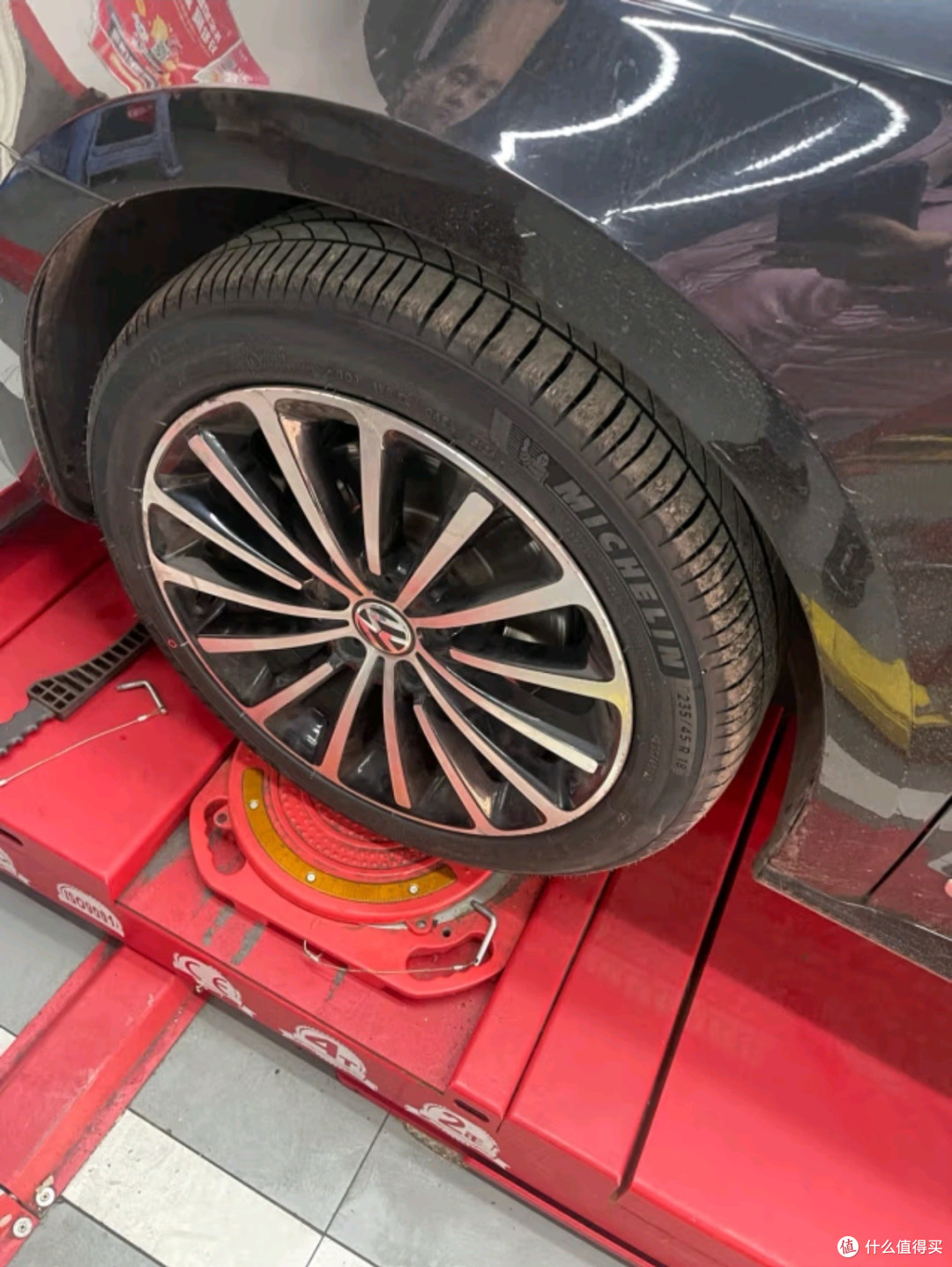 米其林T1竞驰PILOT SPORT 4轮胎:驾驭激情,畅享极致驾驶体验