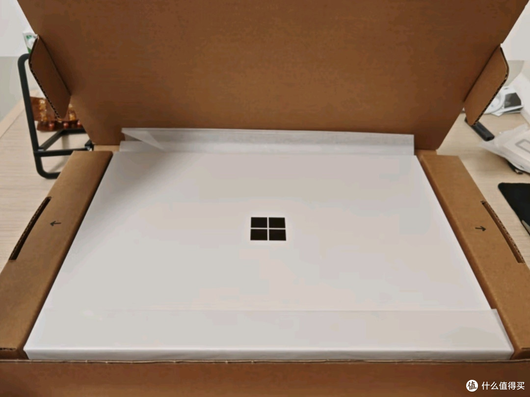 微软Surface Laptop：国家政府补贴20%后的高端触屏轻薄本新选择