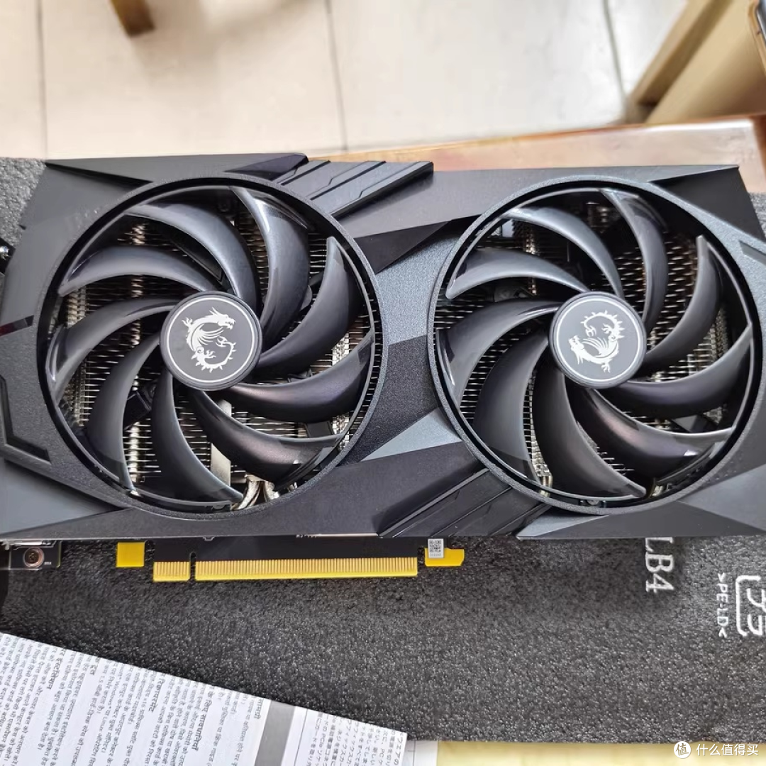 微星魔龙 GeForce RTX 4060 GAMING X 8G:电竞与设计的完美融合