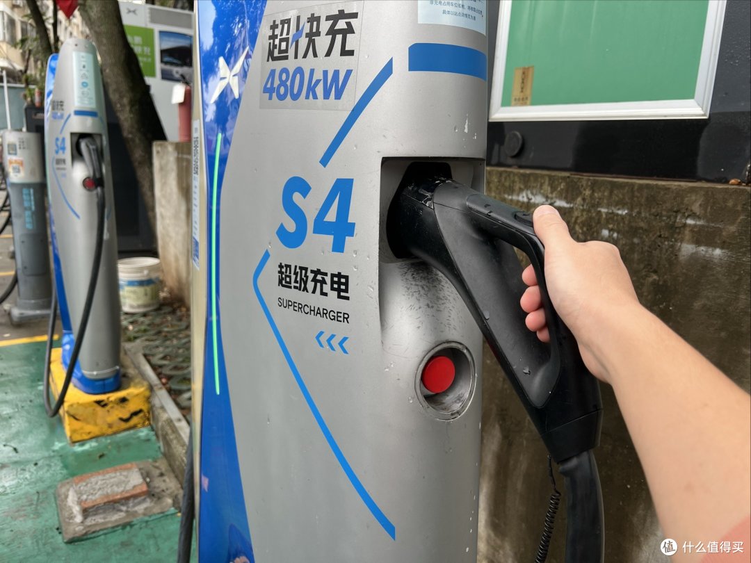 增配又降价！新款小鹏G9值得买吗？看看真实G9老车主怎么说！