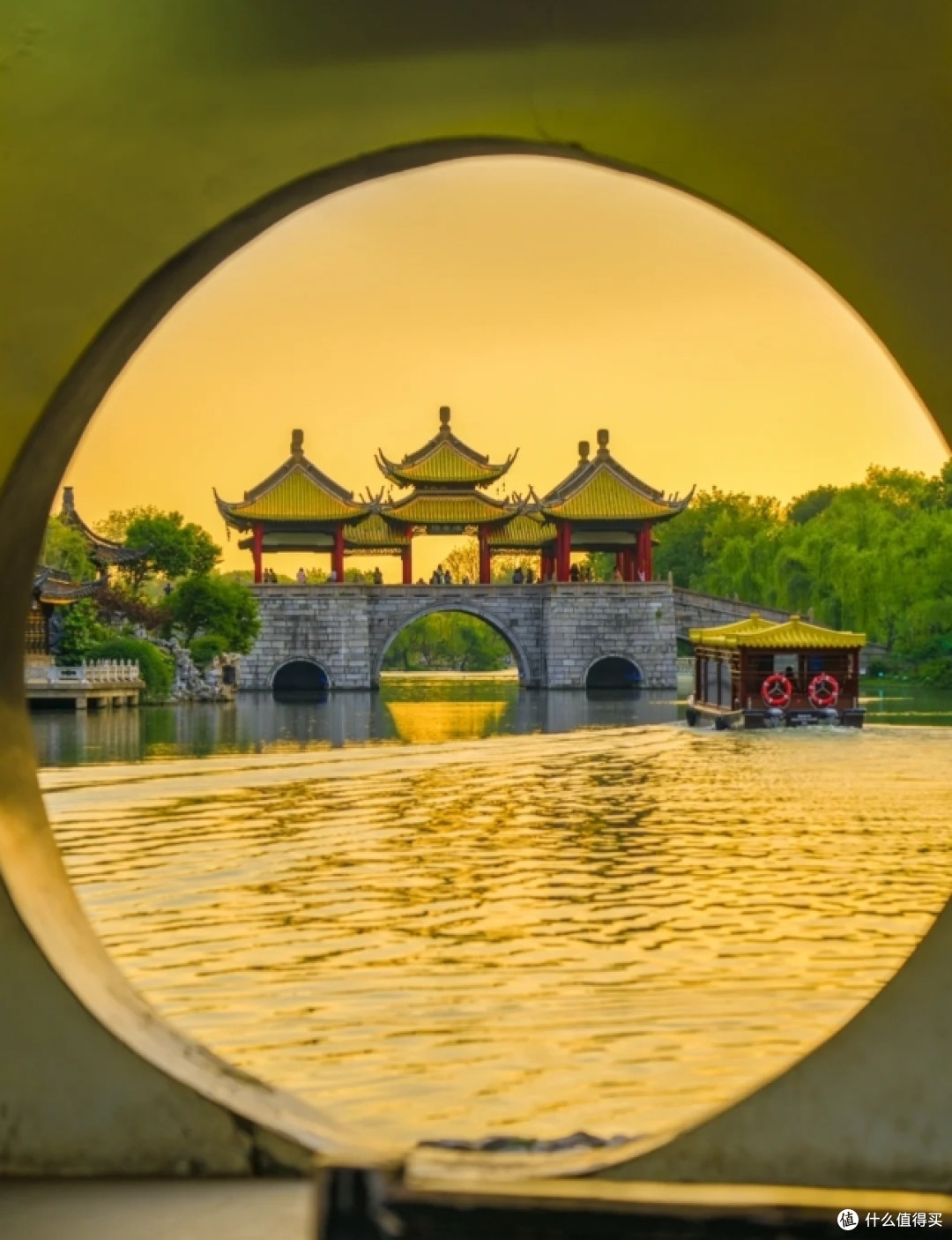 人生建议:一定要在烟花三月来一次扬州