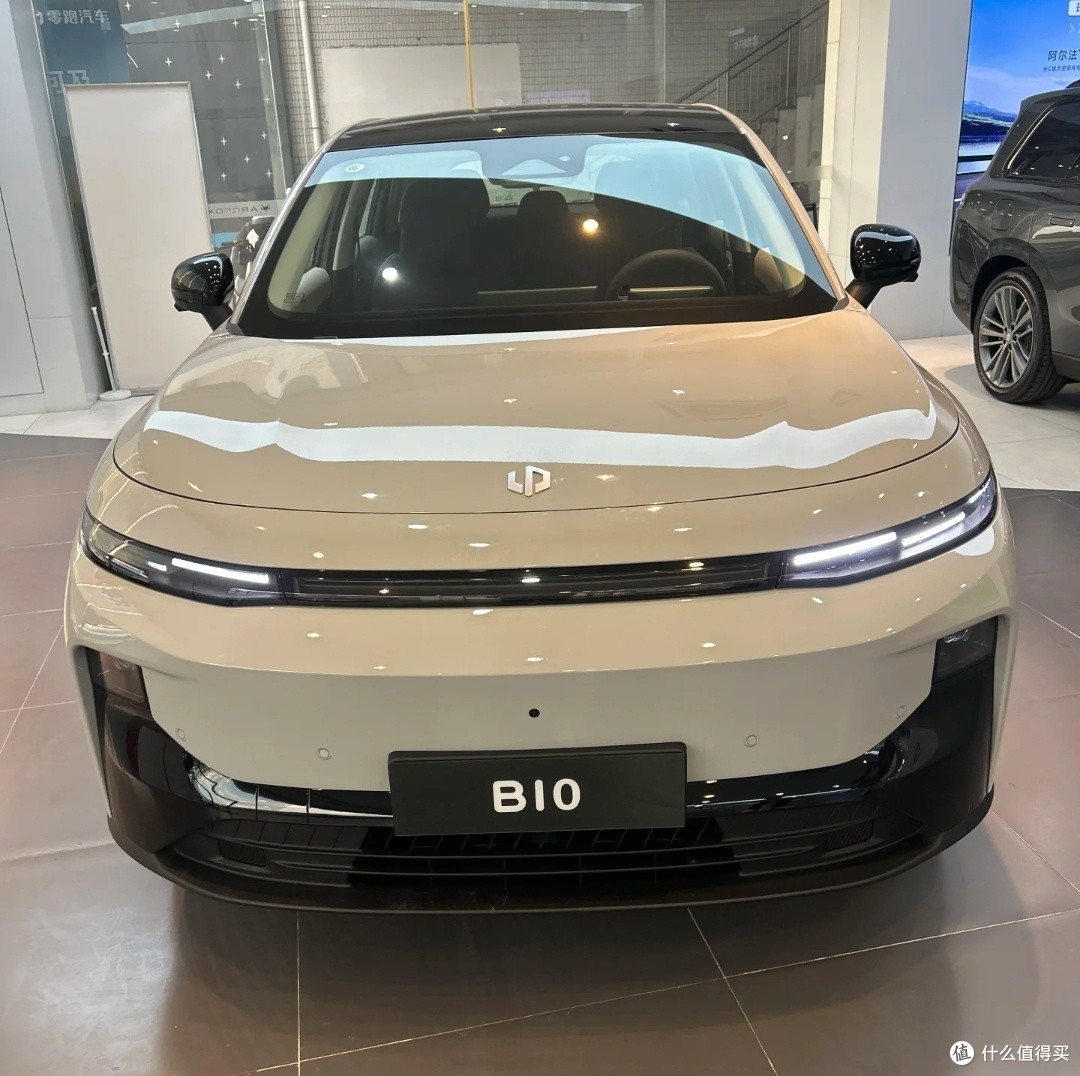 零跑B10:新能源汽车的新势力!