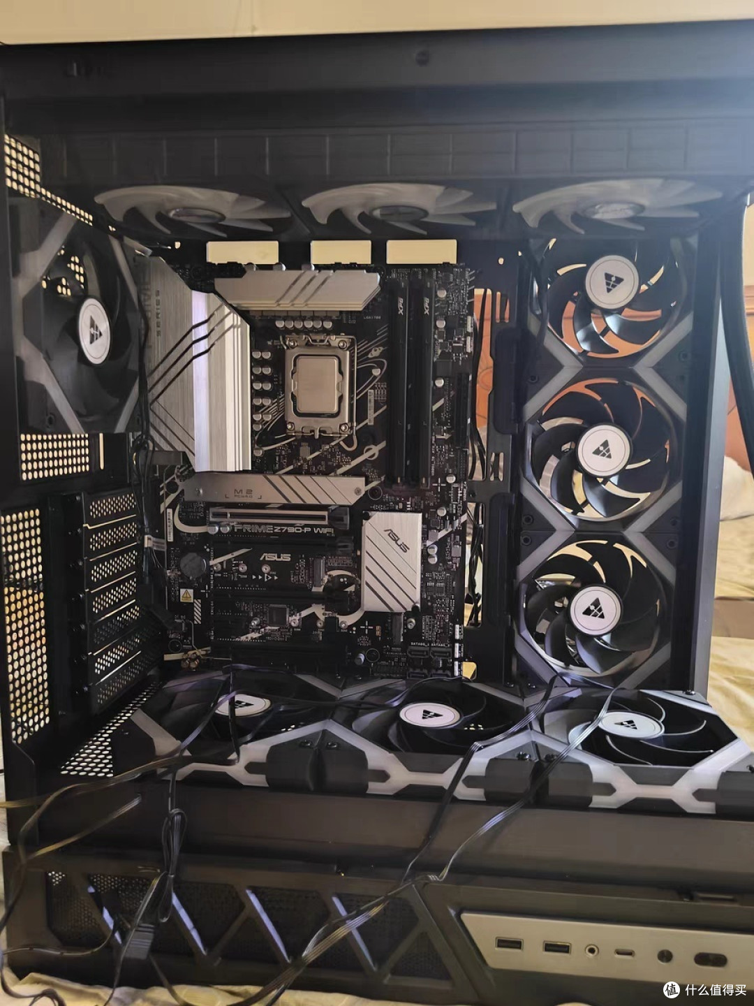 英特尔酷睿i7-14700K：打工人的效率提升秘籍