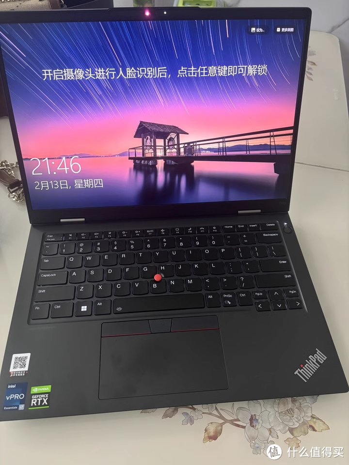 联想 ThinkPad T14p：卓越商务本之选