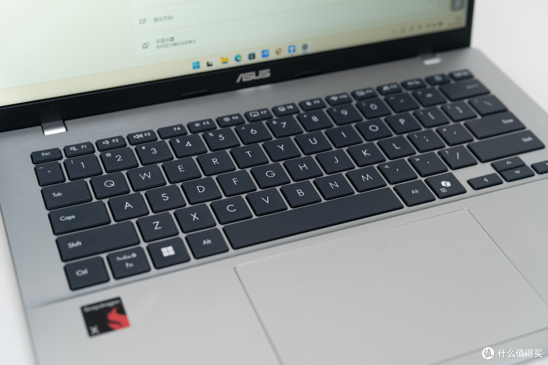 骁龙AI PC,我的智能办公搭子:华硕无畏14 AI版 2025