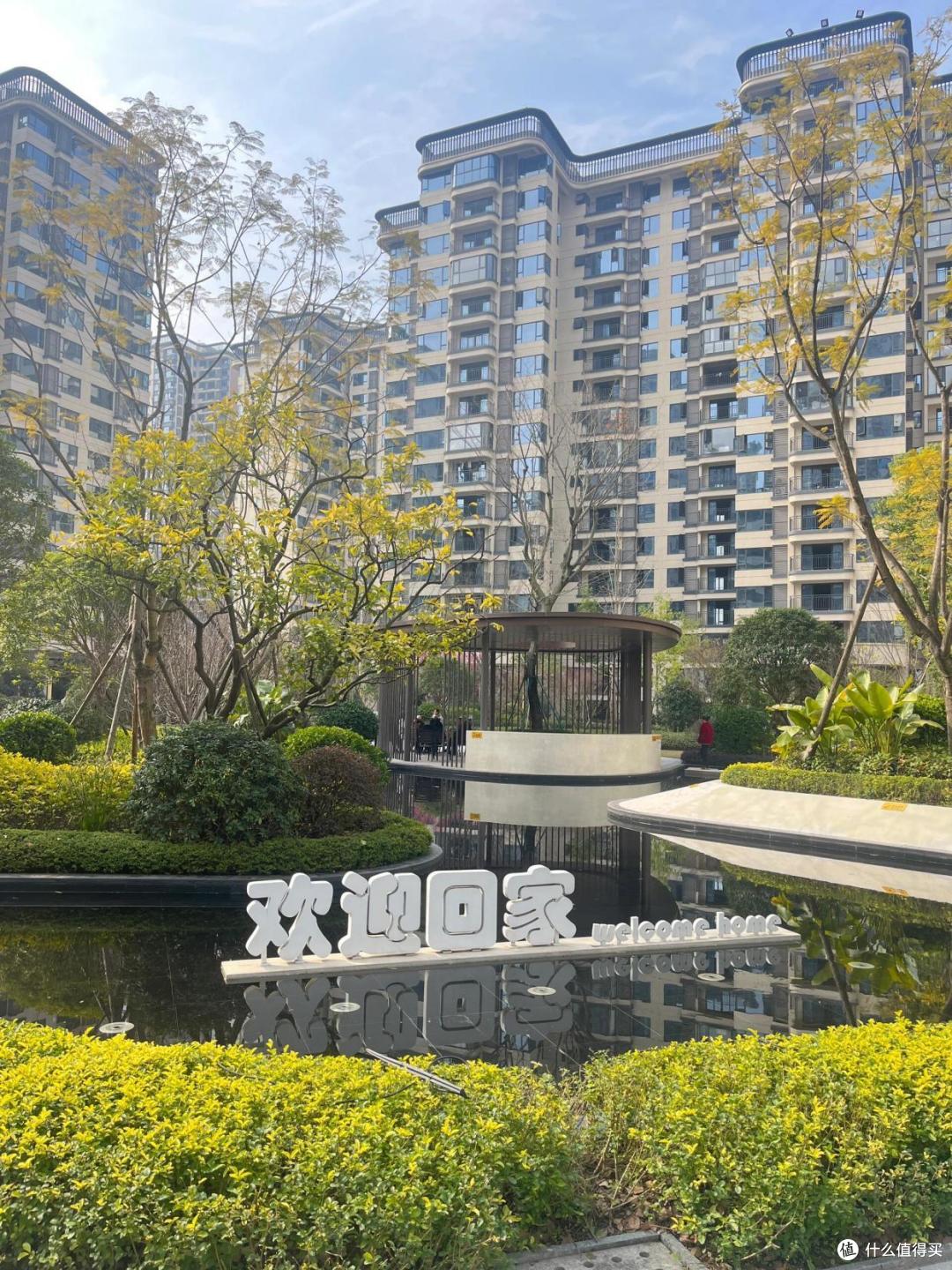 现在高价卖掉房子的人,都将后悔?中央定调,2025年楼市将暴涨?