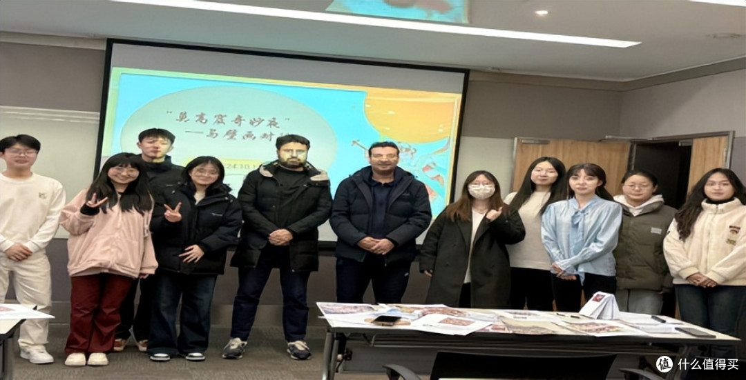 兰文理学子与中亚留学生共探敦煌文化