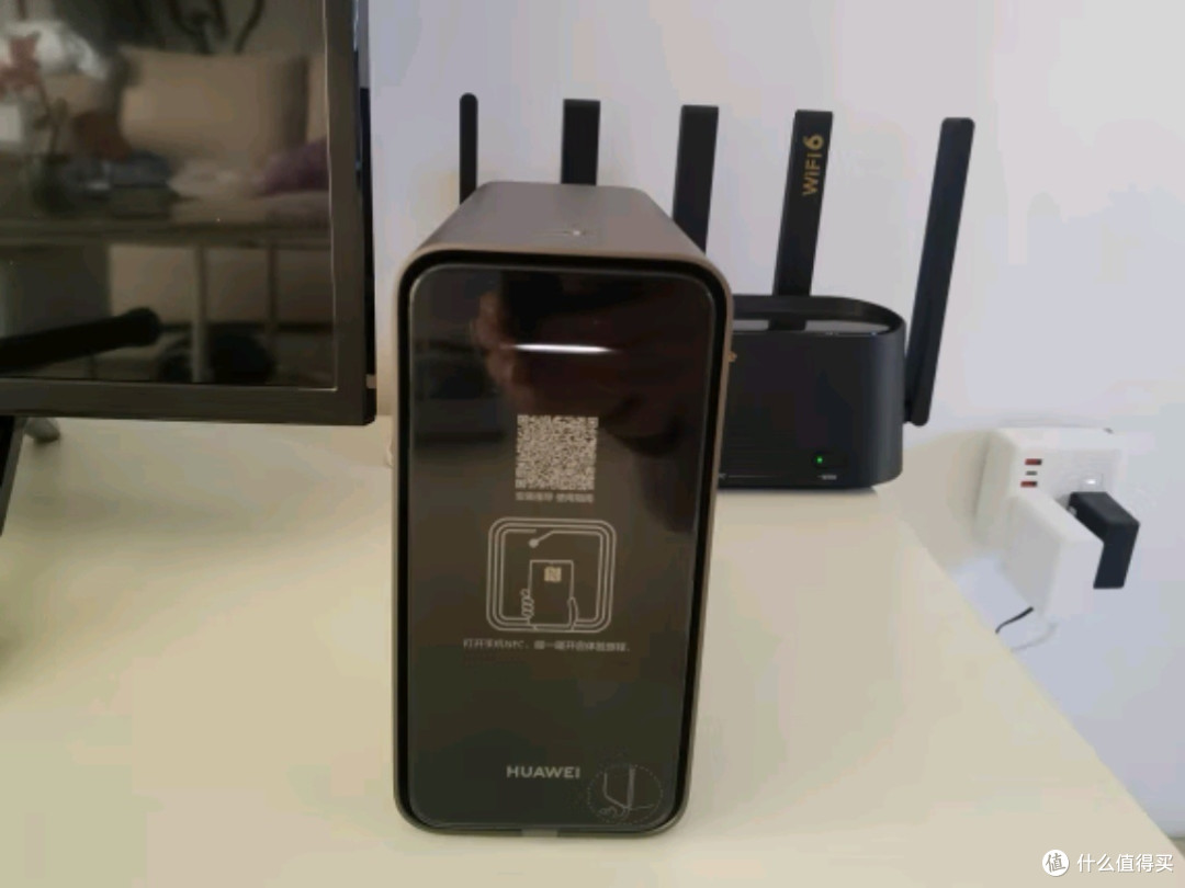 华为家庭存储8TB 手机一碰扩容：打造家庭数字生活的私密云端