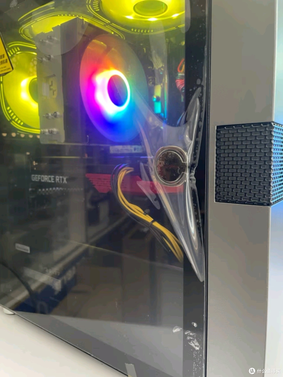七彩虹战斧GeForce RTX 3060 DUO V2:电竞游戏的光追新宠