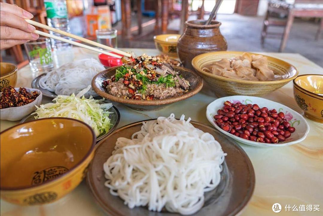 官方认证！瑞丽十大美食这样吃才地道