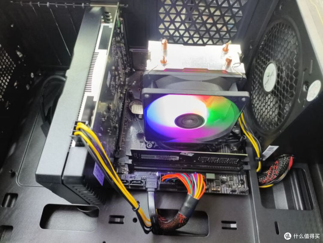 昂达 RX6500XT 神盾 4GD6 V1 性价比车不错