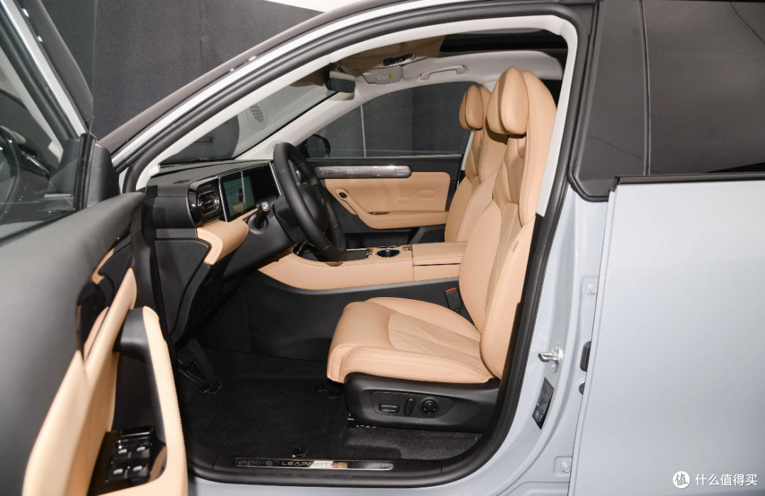 零跑C11:高性价比的智能电动SUV