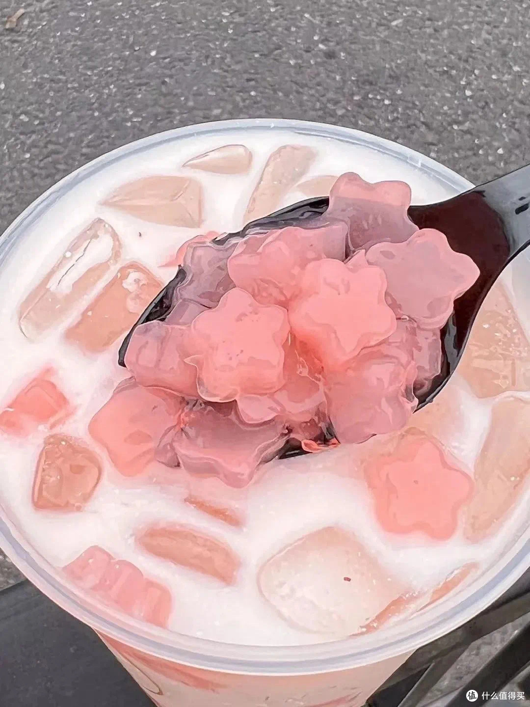哇!这杯春饮太治愈了!