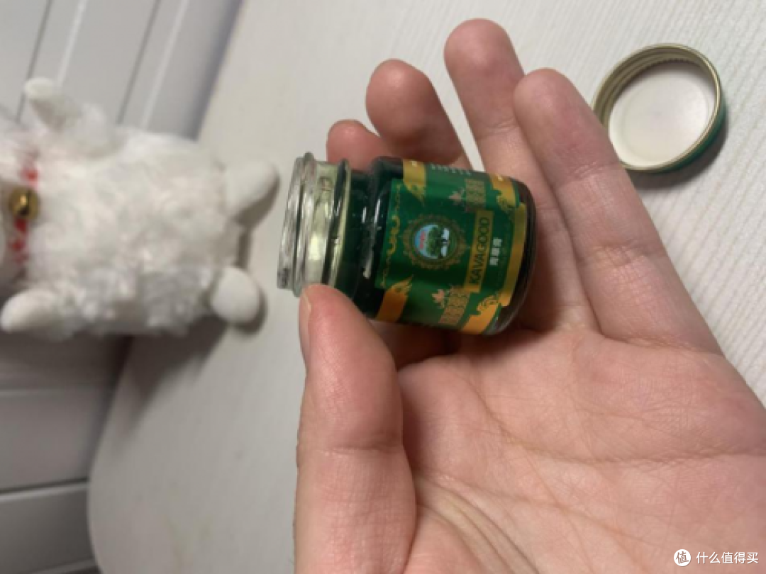 被蚊虫叮咬又肿又痒,该怎么处理?听劝要用泰国卡瓦青草膏